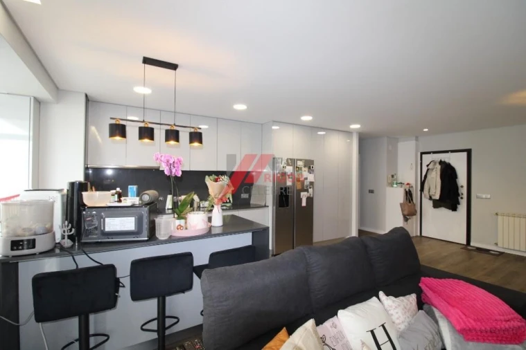 Apartamento T3 para Venda em Labruge Foto 4