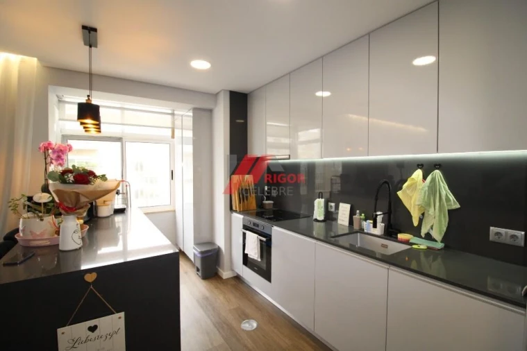 Apartamento T3 para Venda em Labruge Foto 6