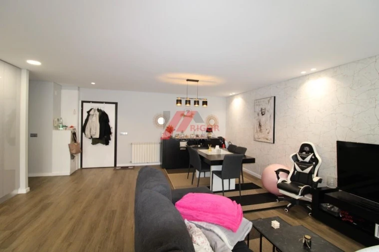Apartamento T3 para Venda em Labruge Foto 5