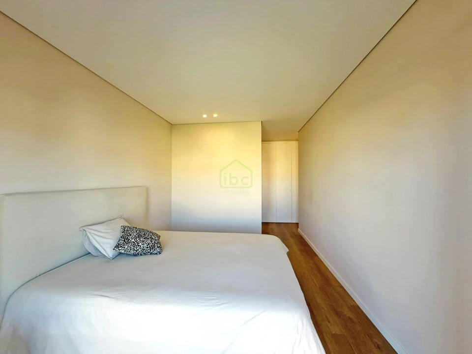 Apartamento T4 para Venda em Gulpilhares e Valadares Foto 15