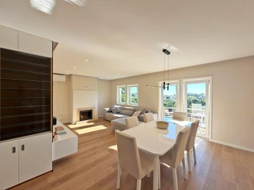 Apartamento T4 para Venda em Gulpilhares e Valadares