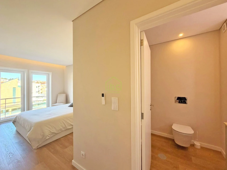 Apartamento T4 para Venda em Gulpilhares e Valadares Foto 17