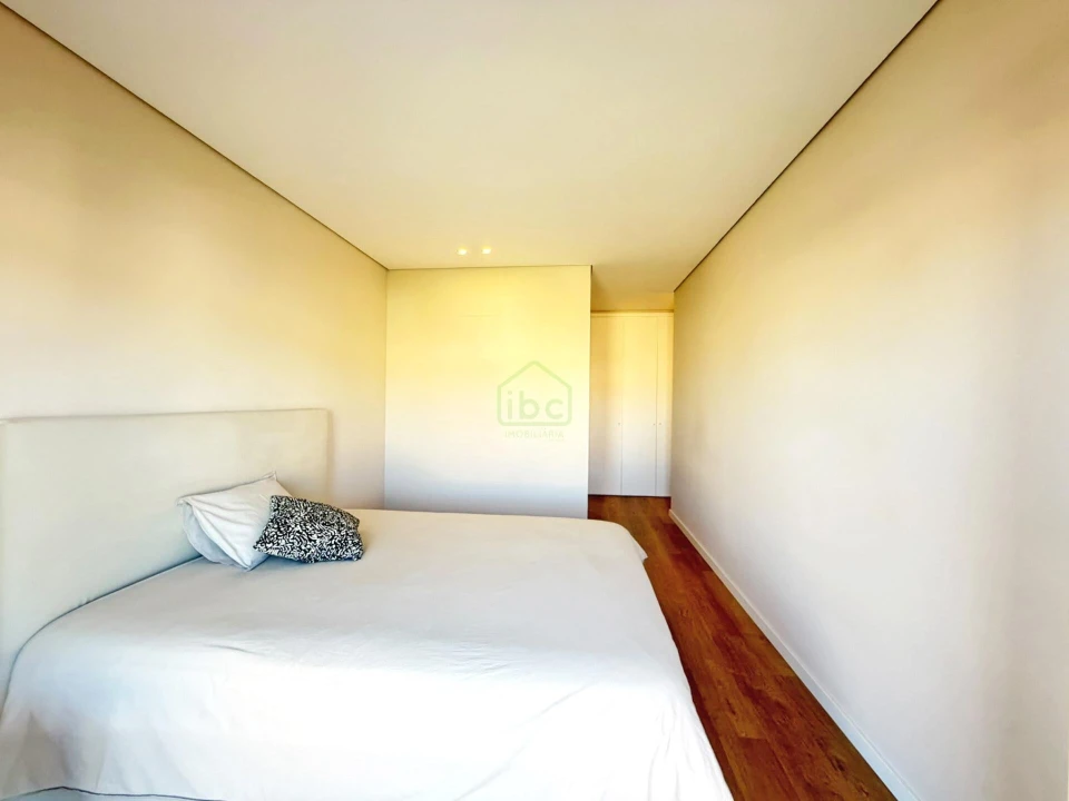 Apartamento T4 para Venda em Gulpilhares e Valadares Foto 21