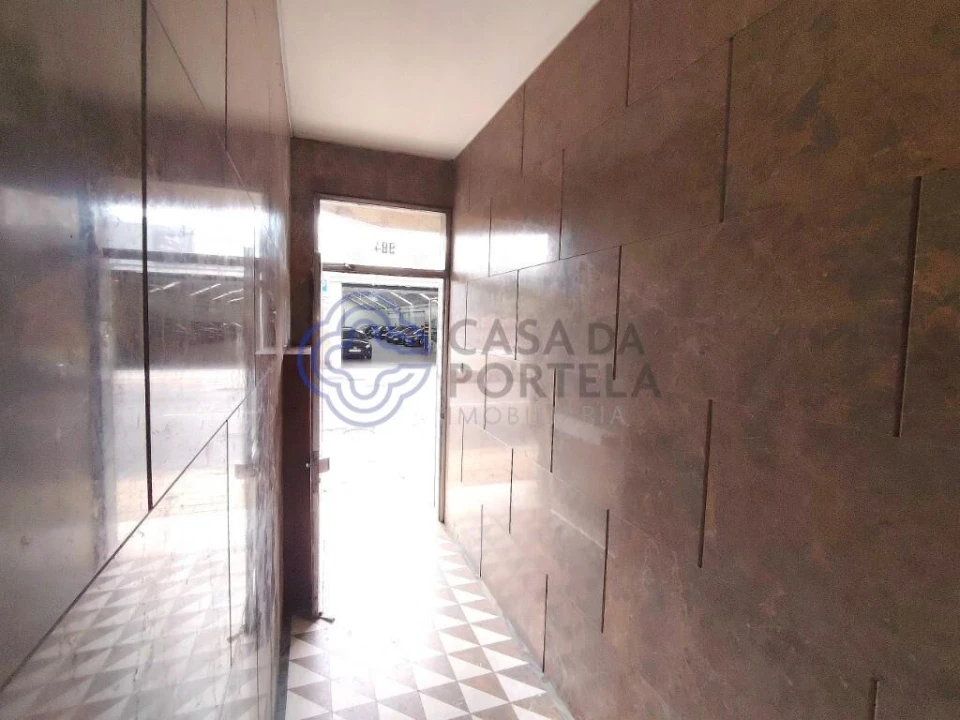 Apartamento T1 para Arrendamento em Bonfim Foto 3