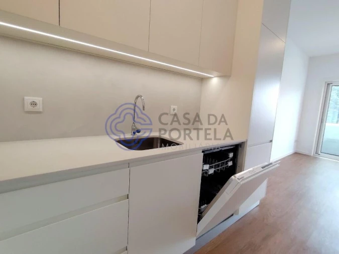 Apartamento T1 para Arrendamento em Bonfim Foto 8