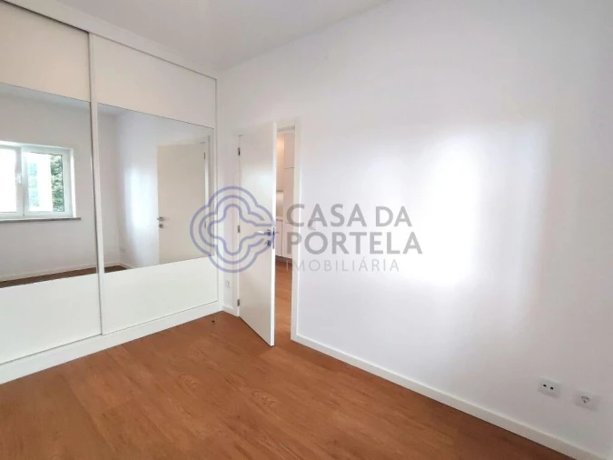 Apartamento T1 para Arrendamento em Bonfim Foto 17