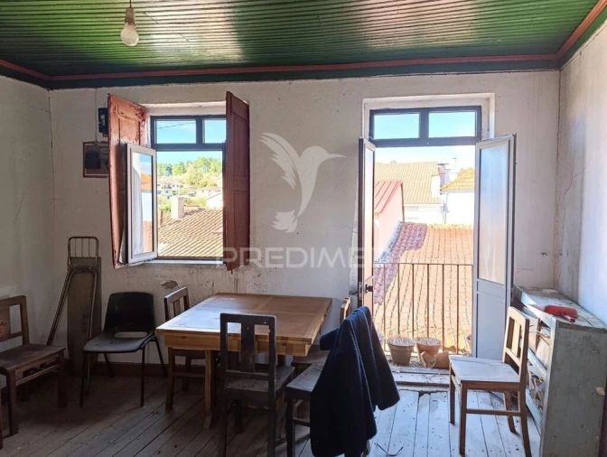 Moradia T4 para Venda em Andrães Foto 10