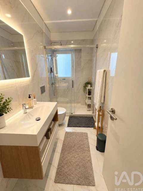 Apartamento T2 para Arrendamento em Oeiras e São Julião da Barra, Paço de Arcos e Caxias