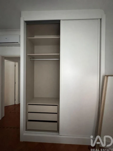 Apartamento T2 para Arrendamento em Oeiras e São Julião da Barra, Paço de Arcos e Caxias