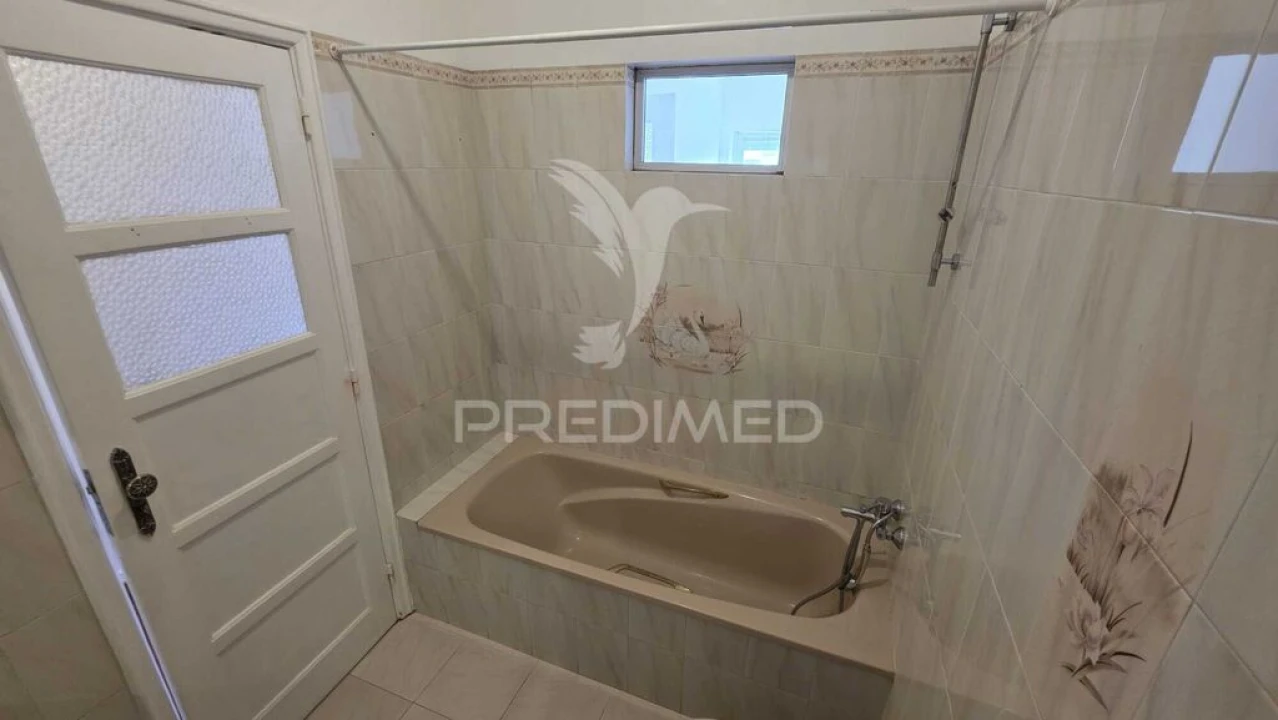 Apartamento T2 para Venda em Avenidas Novas Foto 10