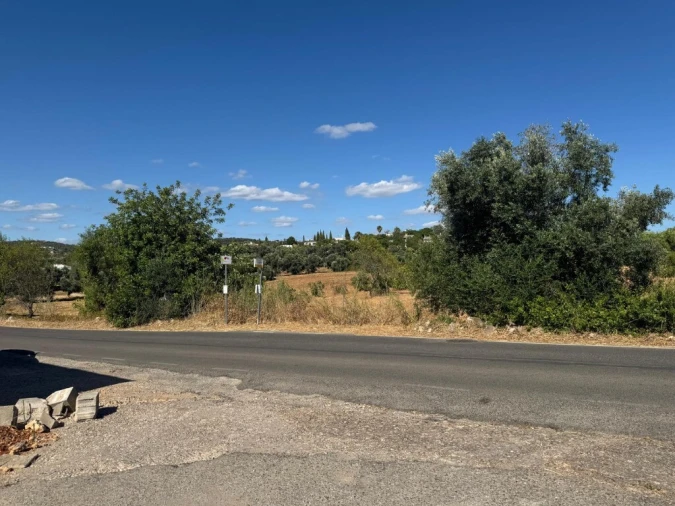 Terreno para Venda em Santa Barbara de Nexe Foto 22