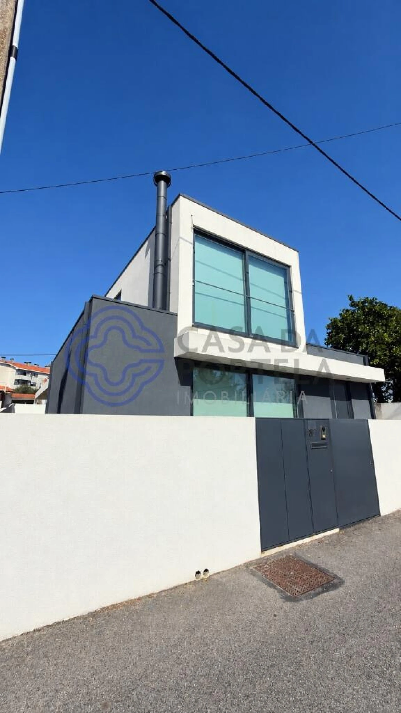 Moradia T3 para Venda em São Felix da Marinha Foto 1