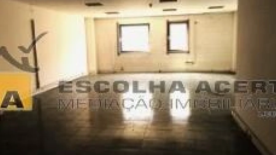 Escritório para Venda em Cidade da Maia