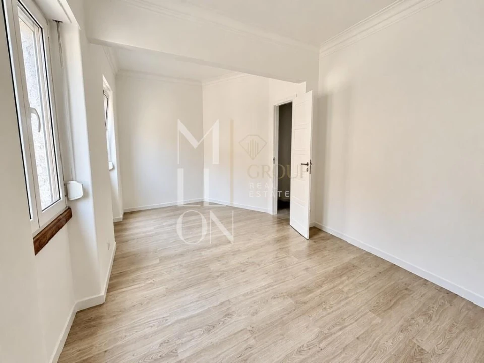 Apartamento T1 para Venda em São Vicente Foto 10