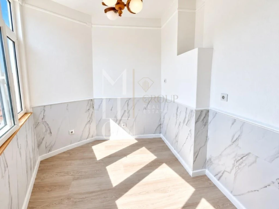 Apartamento T1 para Venda em São Vicente Foto 26
