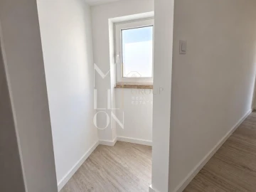 Apartamento T1 para Venda em São Vicente