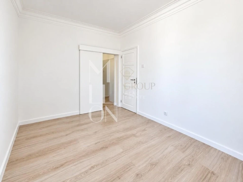 Apartamento T1 para Venda em São Vicente Foto 32