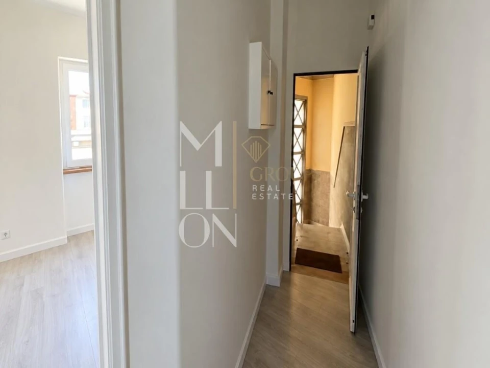 Apartamento T1 para Venda em São Vicente Foto 5