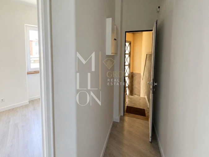 Apartamento T1 para Venda em São Vicente Foto 5