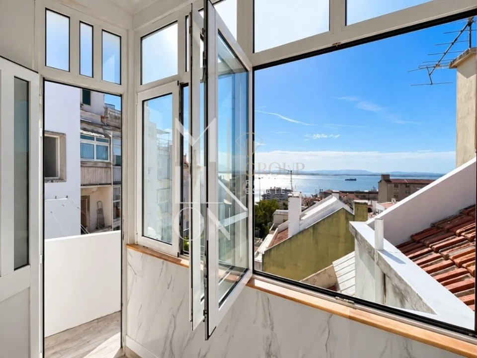 Apartamento T1 para Venda em São Vicente Foto 28