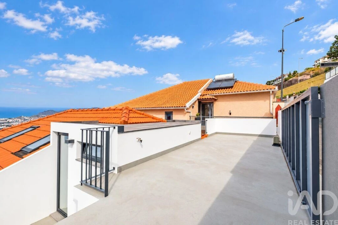 Moradia T4 para Venda em São Gonçalo Foto 38
