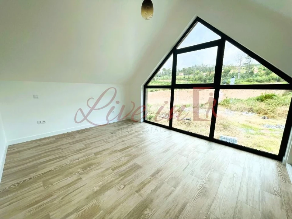 Moradia T2 para Venda em Fajã da Ovelha Foto 18