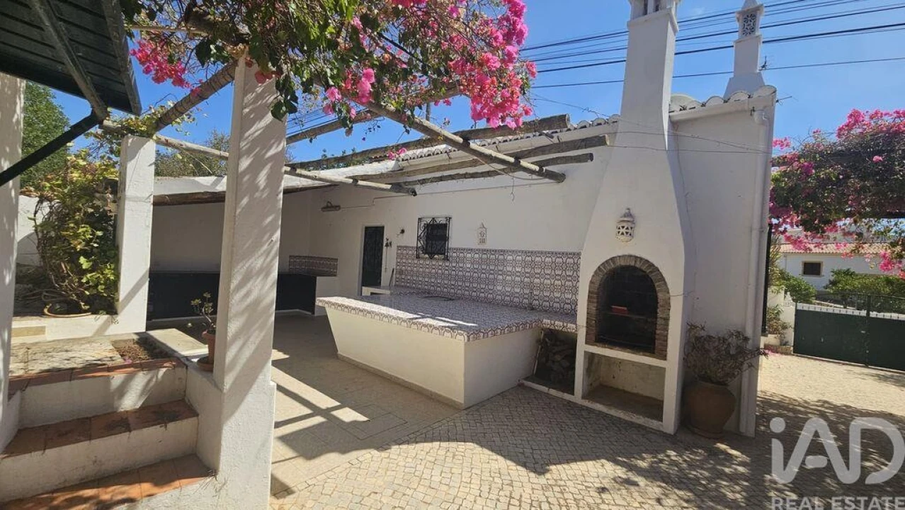 Moradia T2 para Venda em Boliqueime Foto 3