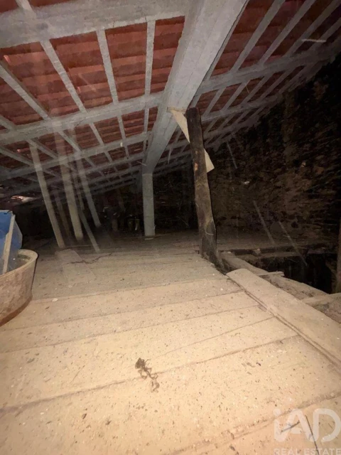 Moradia T2 para Venda em Sobreira Formosa e Alvito da Beira