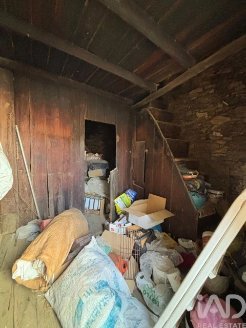 Moradia T2 para Venda em Sobreira Formosa e Alvito da Beira