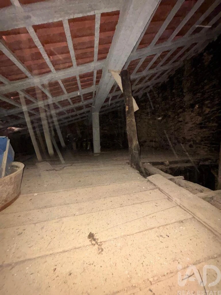 Moradia T2 para Venda em Sobreira Formosa e Alvito da Beira Foto 13