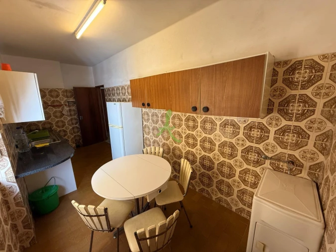 Apartamento T2 para Venda em Portimão Foto 4