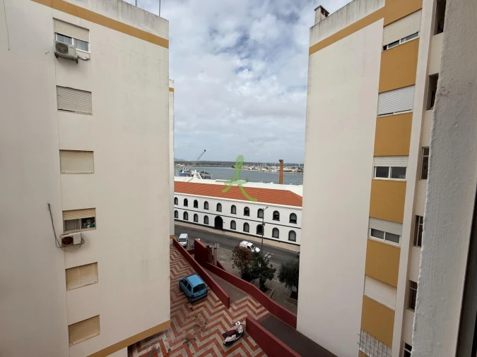 Apartamento T2 para Venda em Portimão Foto 23