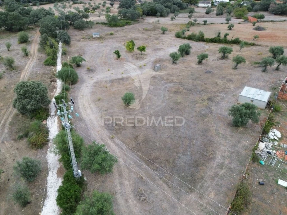 Terreno para Venda em Pernes Foto 1