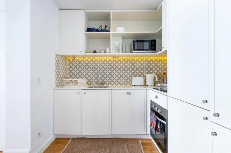 Apartamento T1 para Arrendamento em Arroios Foto 9