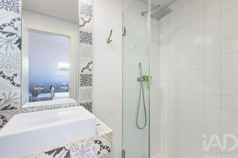 Apartamento T1 para Arrendamento em Arroios Foto 13