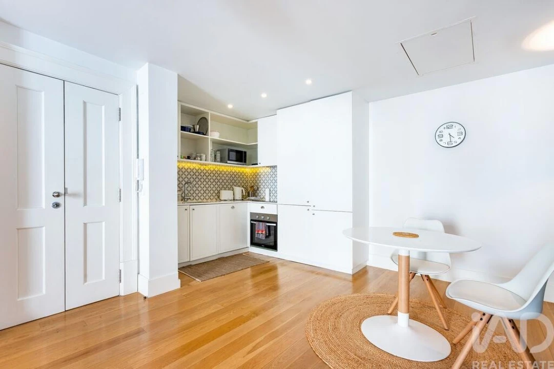 Apartamento T1 para Arrendamento em Arroios Foto 8