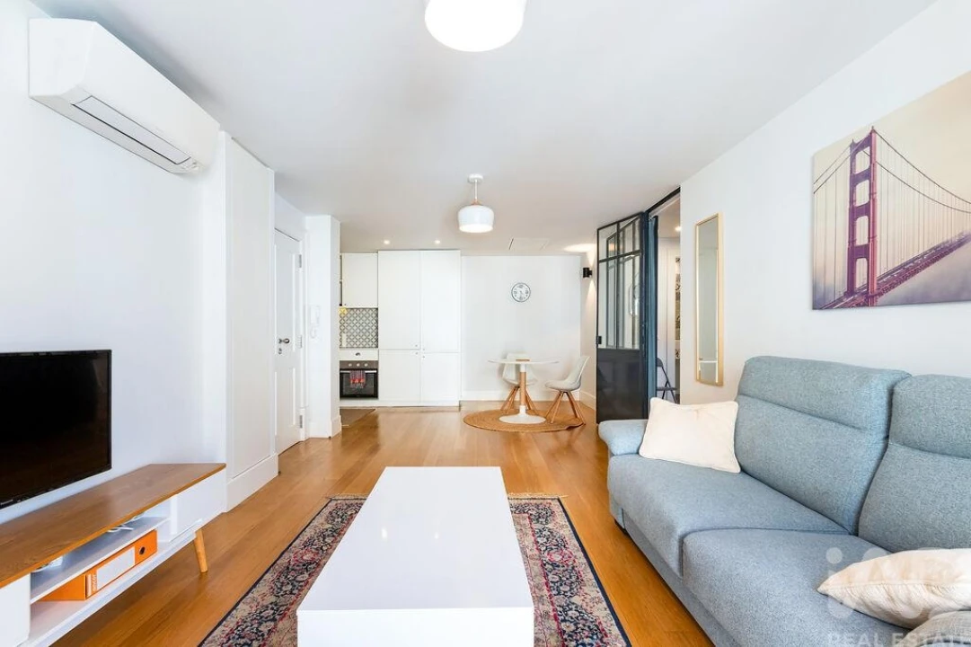Apartamento T1 para Arrendamento em Arroios Foto 6
