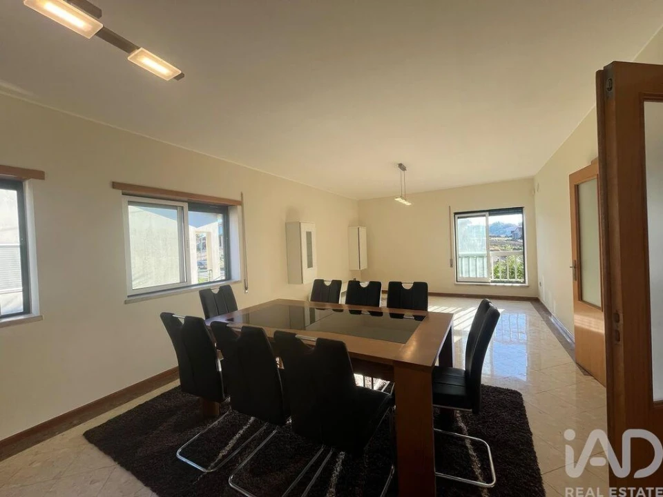 Apartamento T2 para Venda em Lorvão Foto 14