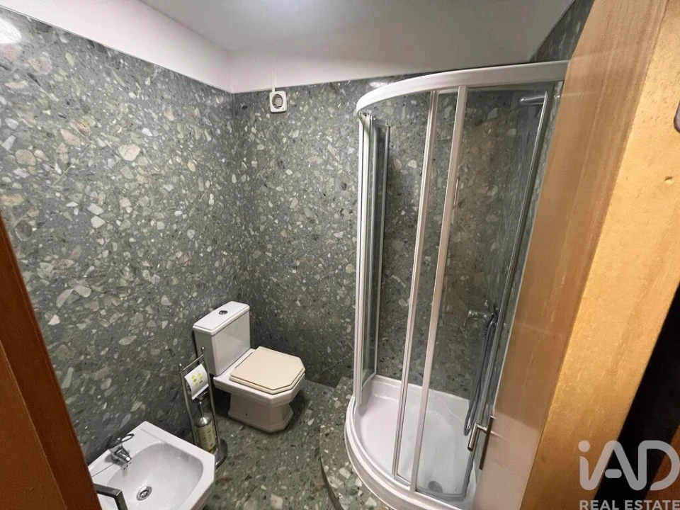 Apartamento T2 para Venda em Lorvão Foto 17