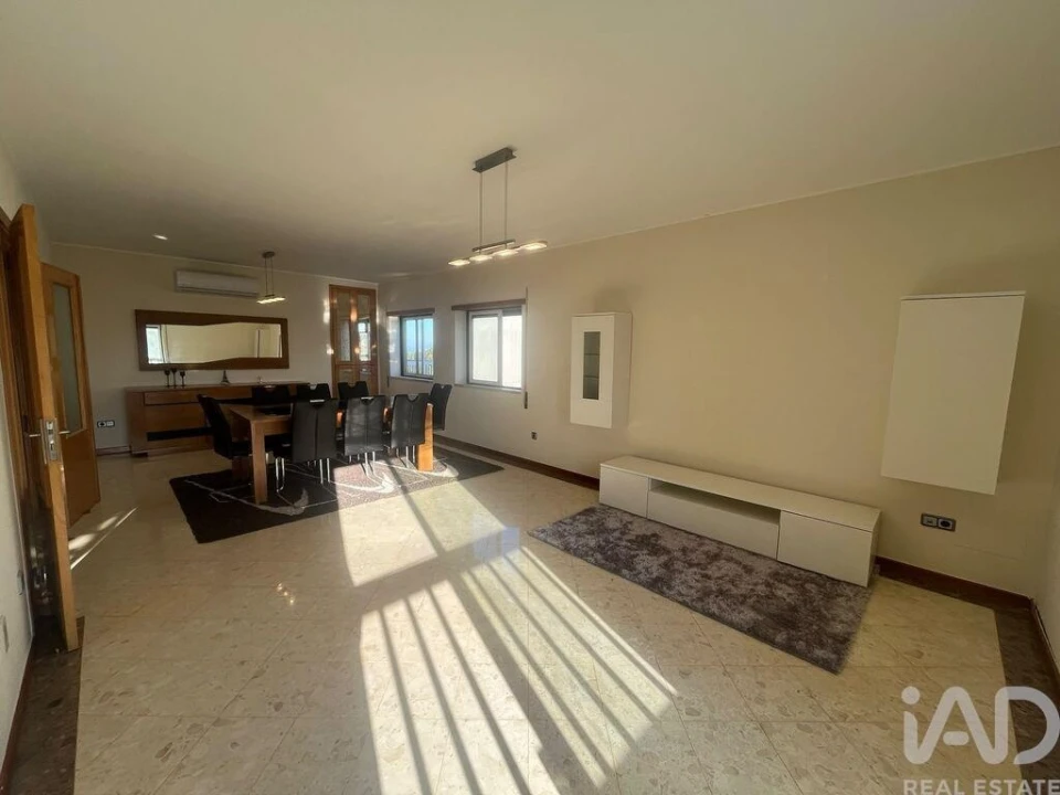 Apartamento T2 para Venda em Lorvão Foto 12