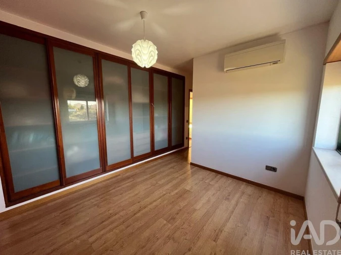 Apartamento T2 para Venda em Lorvão Foto 10