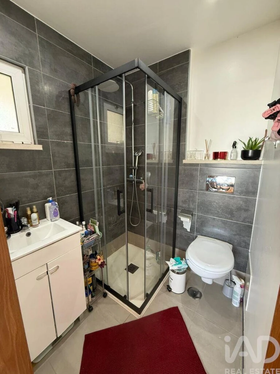 Apartamento T2 para Venda em Quarteira Foto 20
