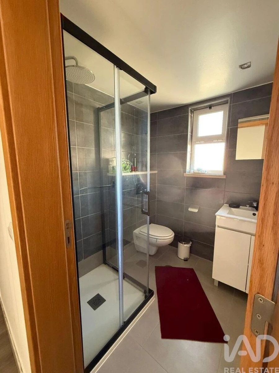 Apartamento T2 para Venda em Quarteira Foto 19