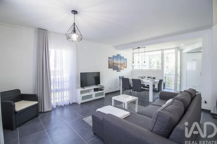 Apartamento T2 para Venda em Quarteira Foto 7