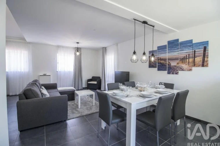 Apartamento T2 para Venda em Quarteira Foto 2