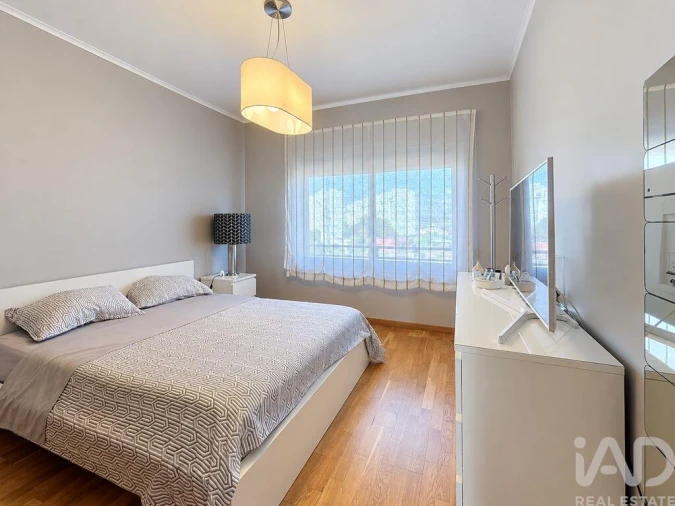 Apartamento T1 para Venda em Santo António dos Cavaleiros e Frielas Foto 15