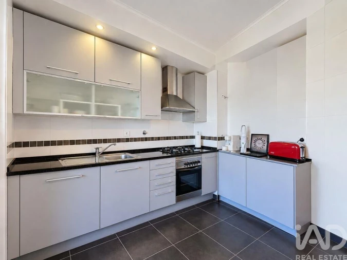 Apartamento T1 para Venda em Santo António dos Cavaleiros e Frielas Foto 10