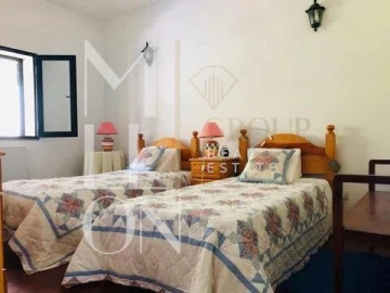 Quinta T3 para Venda em Ligares