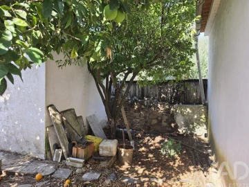 Moradia para Venda em São Domingos de Ana Loura