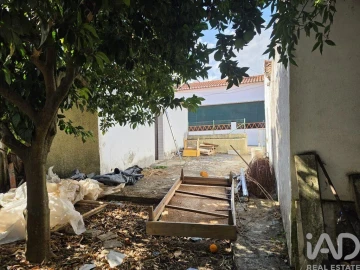 Moradia para Venda em São Domingos de Ana Loura